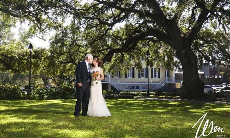 Intimate Savannah Wedding Johnson Square